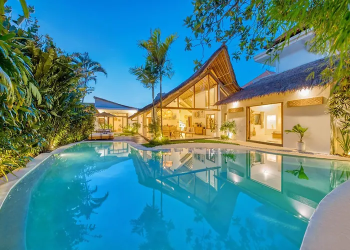 Indigo - 5-bdr With Huge Pool And Garden * スミニャック