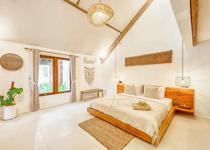 Indigo - 5-bdr With Huge Pool And Garden